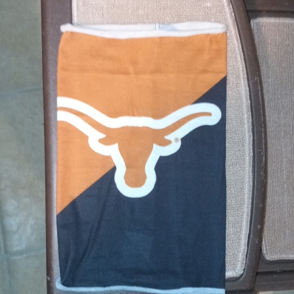 Longhorns Gaiter Scarf - Picture 2 of 2